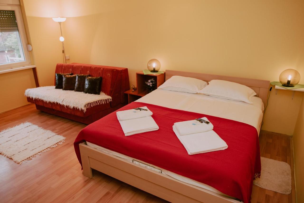 Apartman Buba Palić Exteriör bild
